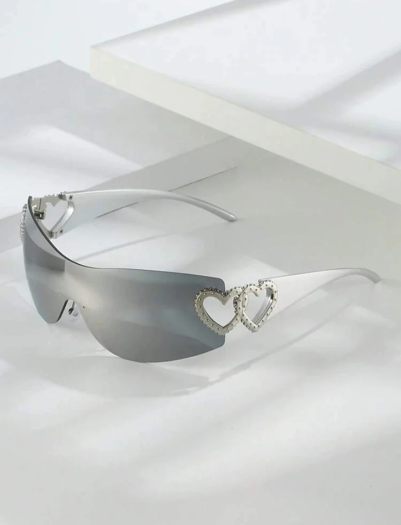 Y2K Style Heart Decor Rimless - Image 12